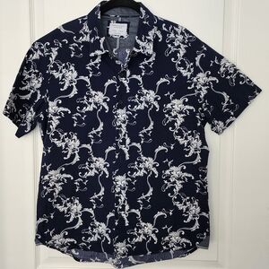 Men's Navy Short-Sleeve Button-Down Shirt with White Scroll Print
